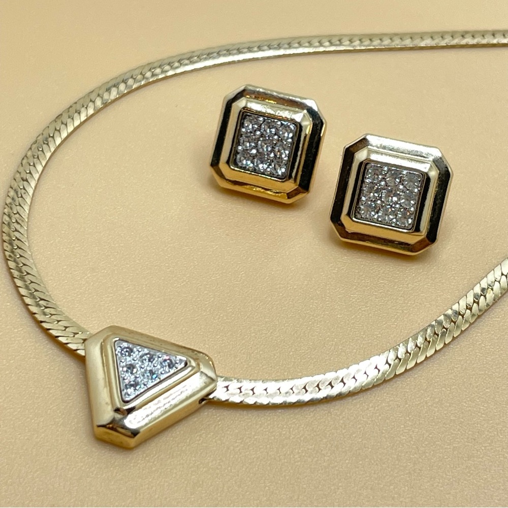 Avon Vintage Gold Tone Cubic Zirconia CZ Trillion Triangle Necklace Earring Set